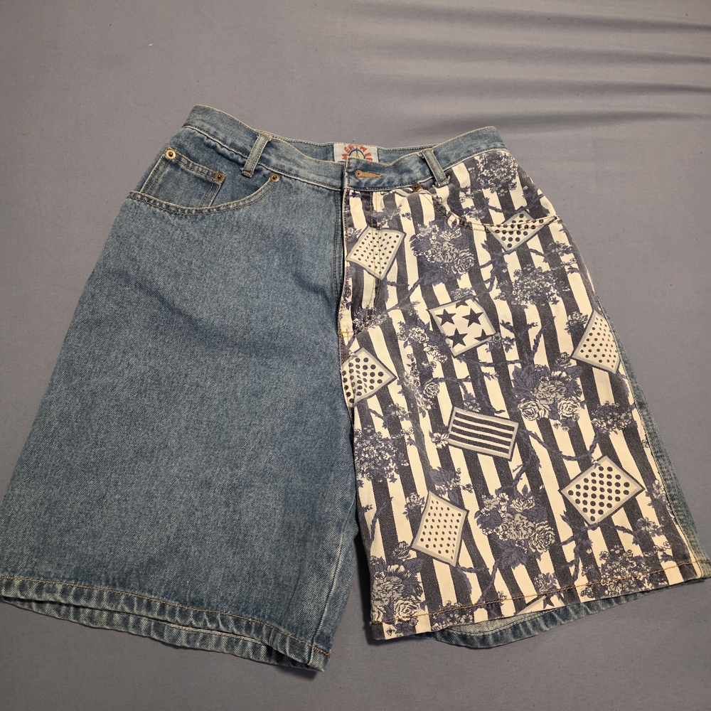 Merwee International Shorts